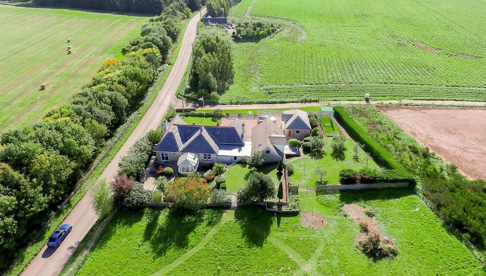 Holiday home 6 Bed In St Andrews 89572 Villa Leuchars